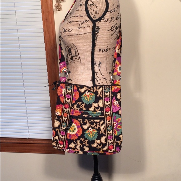 Vera Bradley “Suzani” crossbody - Picture 2 of 5